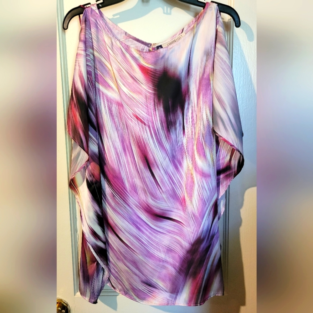 Jennifer Lopez satiny dress blouse